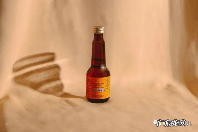 为了拥有丰乳肥臀,她们狂喝起了\"增肥糖浆\"…