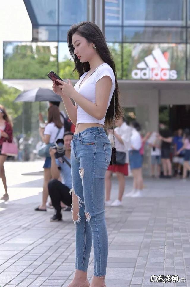 为什么感觉有的女牛仔裤比男牛仔裤好看