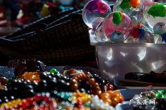 新手摆地摊怎么找摊位？摆地摊技巧和方法