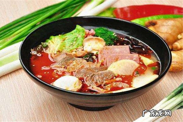 开什么小吃店比较赚钱?卖什么小吃生意更好?