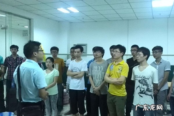 暑假工怎么找?一般有多少钱薪水?