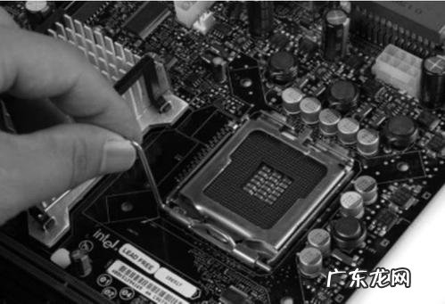 cpu摔了一下点不亮 cpu摔了一下