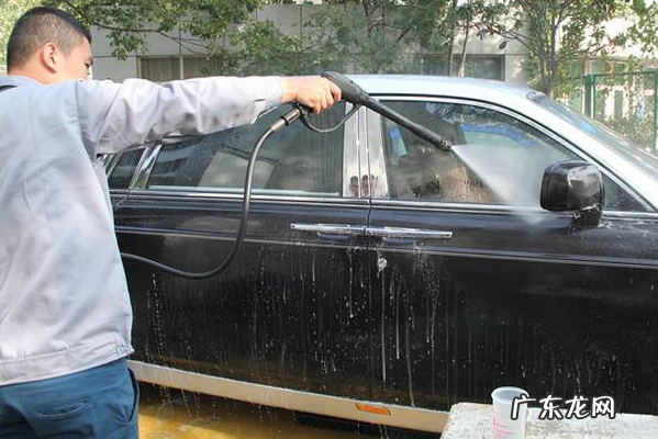 开洗车行赚钱吗?洗车店成本多少钱?