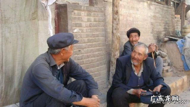 男生的身高和样貌，女生更在意哪个？