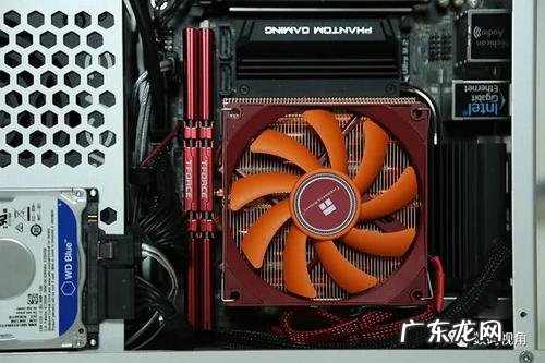 英特尔盒装cpu带散热器吗 cpu带散热器吗