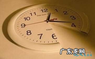 形容时间过得慢的成语 形容时间过得快的成语