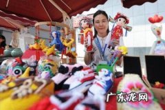 什么小商品最吸引学生？