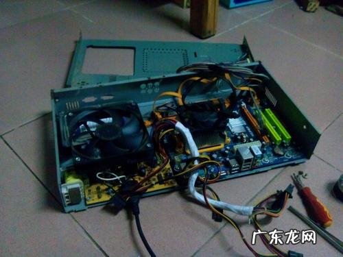 cpu风扇转转停停,显示器不亮 开机后cpu风扇转转停停