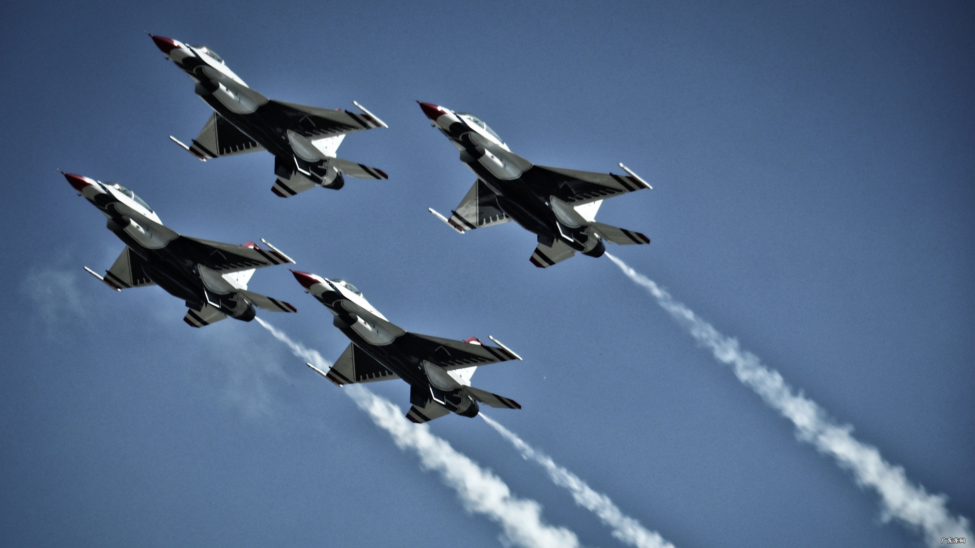 每天跳健身操1个小时，控制饮食，一个多月了，为什么不掉称?？