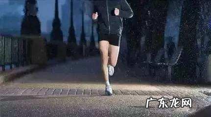 最近工作不忙,想跑步减肥,但是天气热了,问下还能不能跑