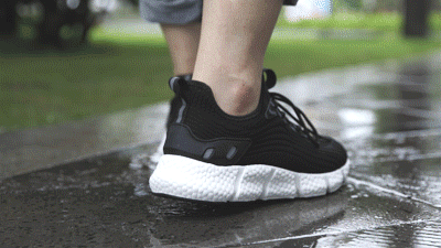 鞋子新专利突破!不用电就能震动按摩脚底,走一天也不会觉得累脚