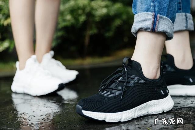 鞋子新专利突破!不用电就能震动按摩脚底,走一天也不会觉得累脚