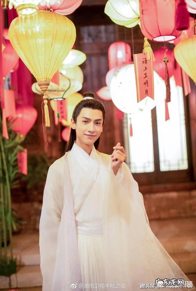 最好看的言情古装小说 大家认为最好看的10本言情小说是什么?最经典好看的古言小说