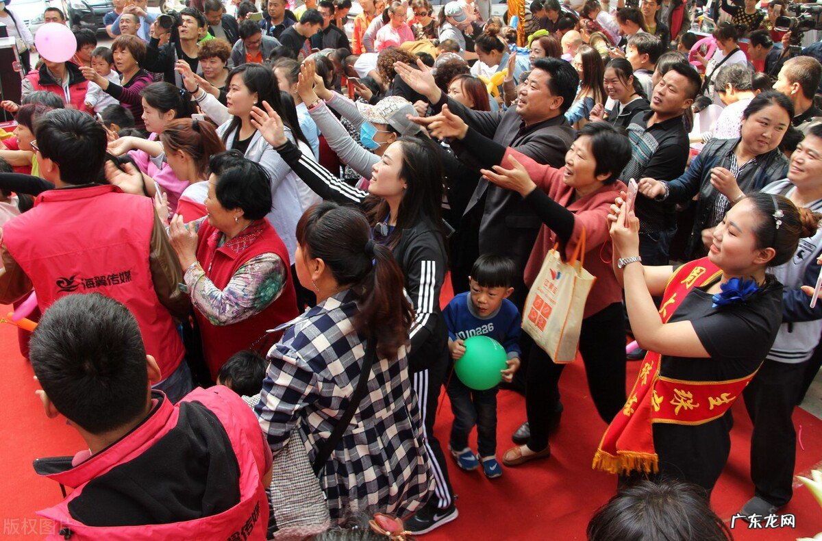 铁杆粉丝的几种叫法 铁粉是什么意思,铁粉和忠实粉丝的区别