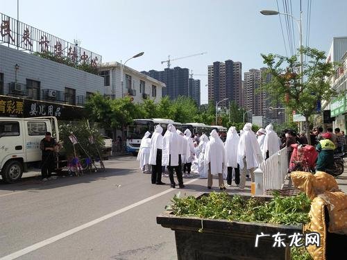 描写丧事环境怎么写