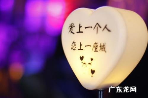 现实感情扎心语录图片带字 现实感情扎心语录