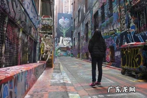 形容离开一座城市的心情 形容一个人在一座城市的心情