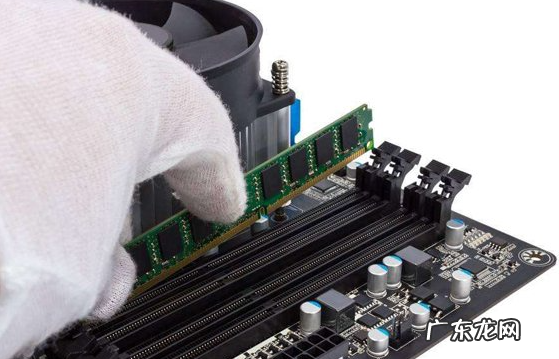 电脑开机时蓝屏怎么解决 教大家遇到电脑开机蓝屏怎么解决