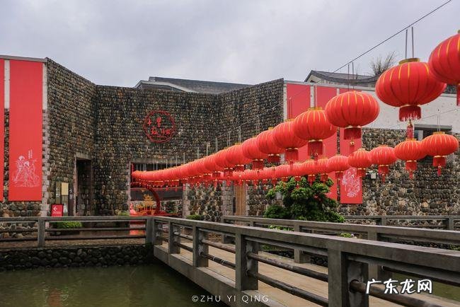 古代结婚的描写 古代结婚场面隆重描写