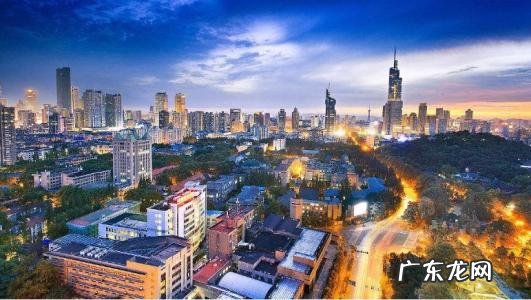 如何形容大城市的生活压力 如何形容大城市