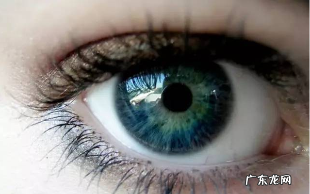 形容眼睛很漂亮的词语 形容眼睛很漂亮