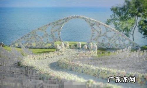 怎么赞美婚礼主持人 怎么赞美婚礼场面