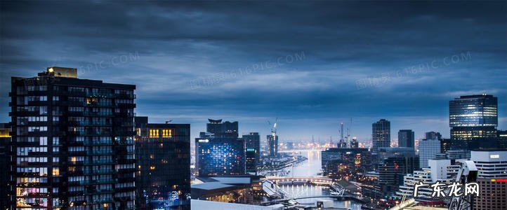 描写长安夜晚繁华景象 描写城市夜晚繁华景象