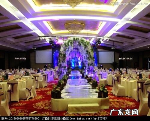 描写婚礼的场景描写 描写婚礼的场景