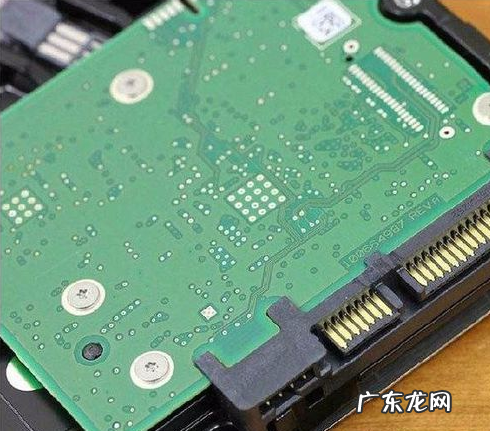 电脑开机后键盘灯不亮 传授win10系统的电脑开机后显示器不亮怎么回事呢?