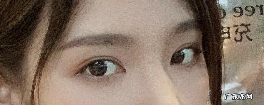 夸老人年轻漂亮的话语 夸人眼睛漂亮的话语