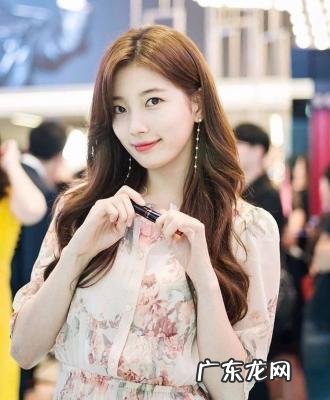 适合圆脸女生的清爽发型图片 女生圆脸发型图片