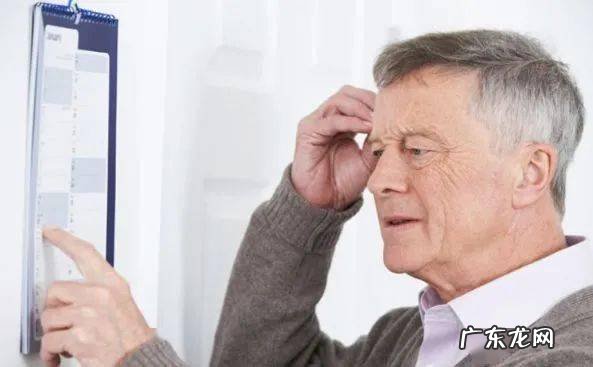 脑梗都是拖出来的?医生提醒:7个信号要重视,5件小事要常做!