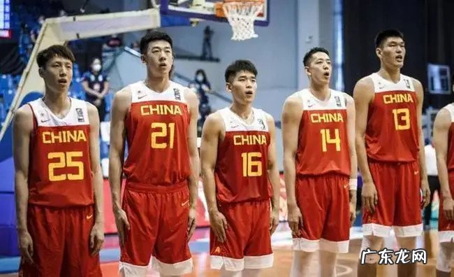 CBA球员实力排名!易建联第一档,胡明轩第二档,张镇麟仅第三档