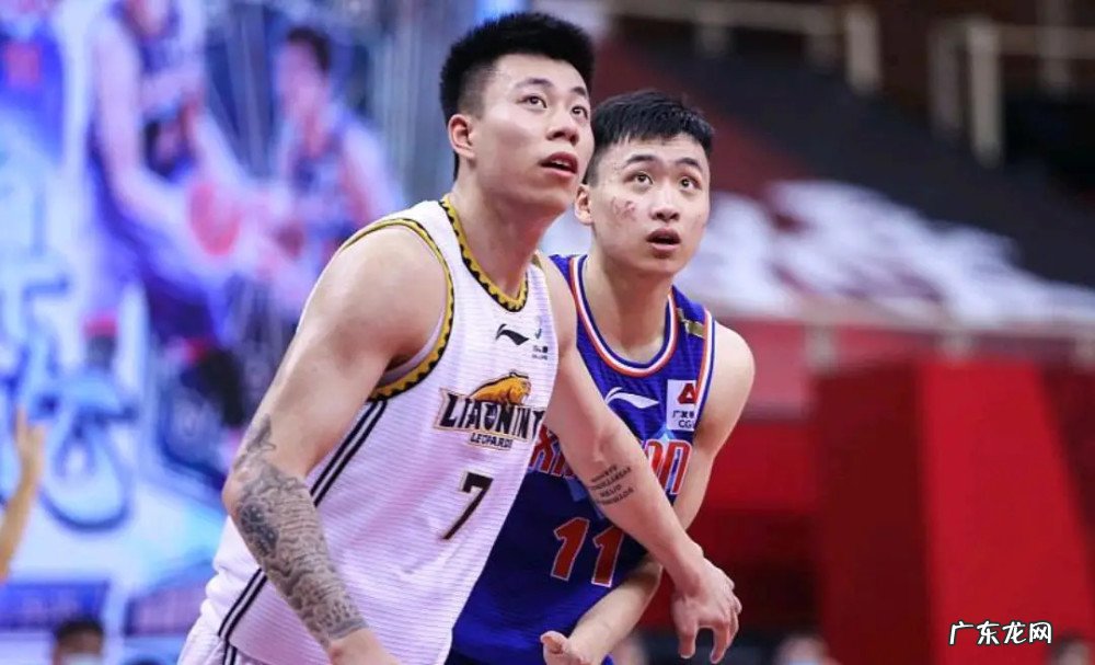 CBA球员实力排名!易建联第一档,胡明轩第二档,张镇麟仅第三档