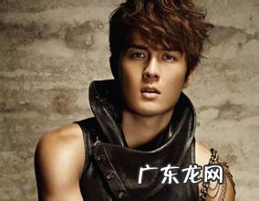 综艺资讯类节目主持稿 综艺资讯