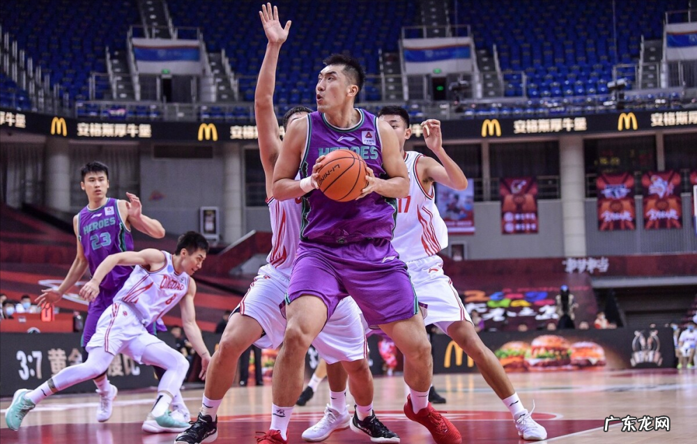 深夜23点，CBA又迎土豪崛起，曝大财团助巩晓彬冲击总冠军