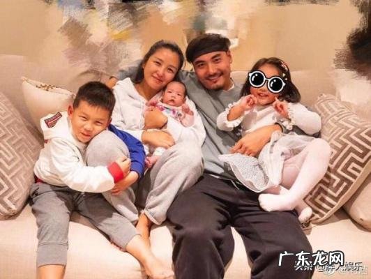 释小龙干大何洁肚子 释小龙和何洁结婚
