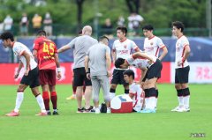 中超-尹鸿博破门梅米失点于海染红 海港2人伤退0-1河北