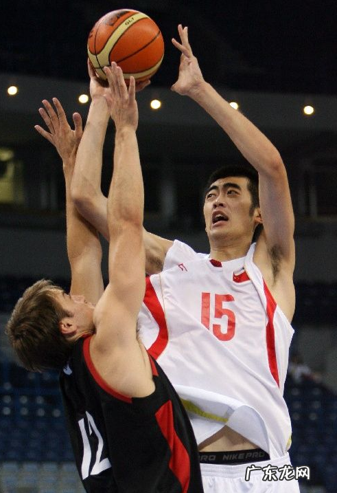 从姚明接班人到离开上海滩 张兆旭的篮球之路远未到终点