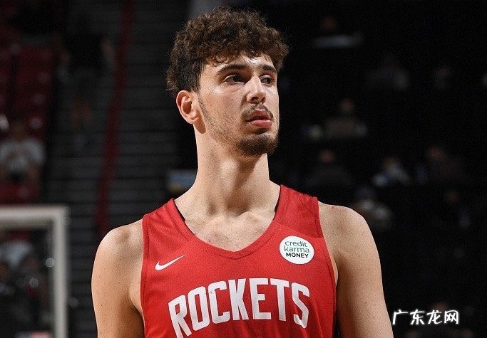 首秀0分，火箭队新秀铁闸成“水货”，或被下放发展联盟，短板明显