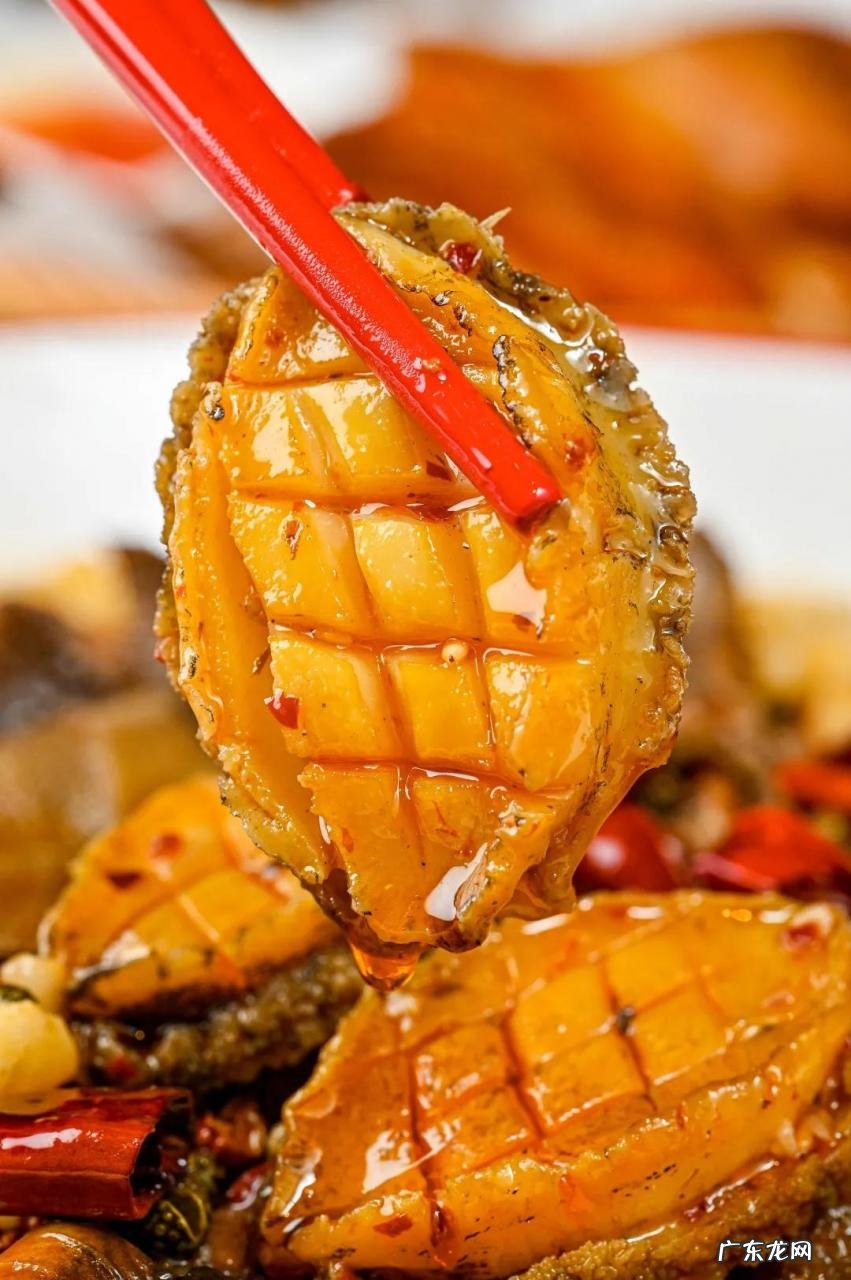 火了4年的「古法老坛酸菜鱼」，新店来袭！