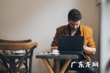 开网店卖什么最赚钱?为什么不选择最火的?