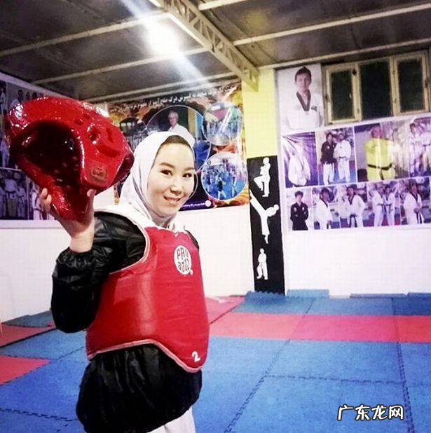 奥运梦碎 阿富汗首位女残奥运动员等待飞往东京的航班