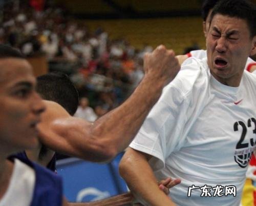 中国男篮五大打架高手，打篮球只是副业？