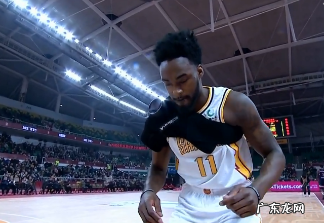 正式签约!CBA冠军教头回归黑马,就职仪式立军令状:重返季后赛