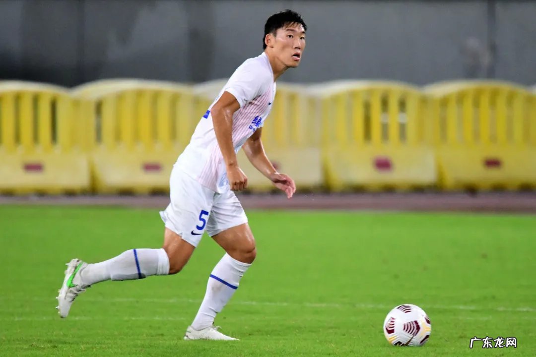 上海名宿:申花可以老带新打保级战 主帅暂不着急选