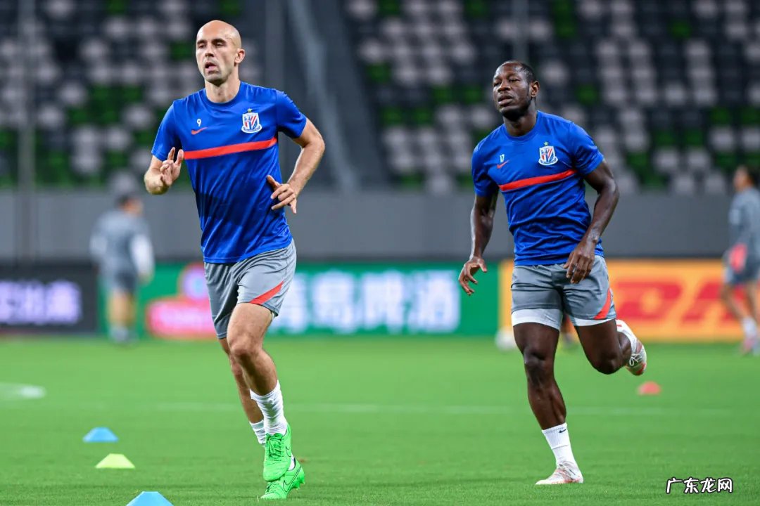 上海名宿:申花可以老带新打保级战 主帅暂不着急选