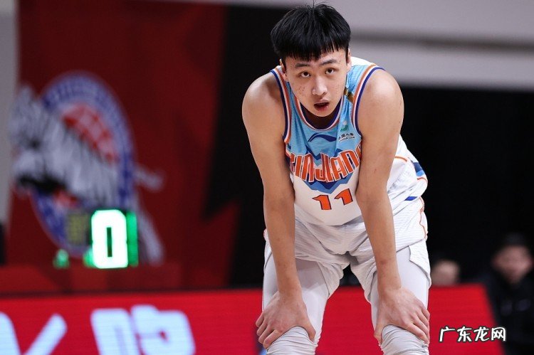 新疆男篮总经理:仍未接到周琦续约回音 阿不都恢复情况不错
