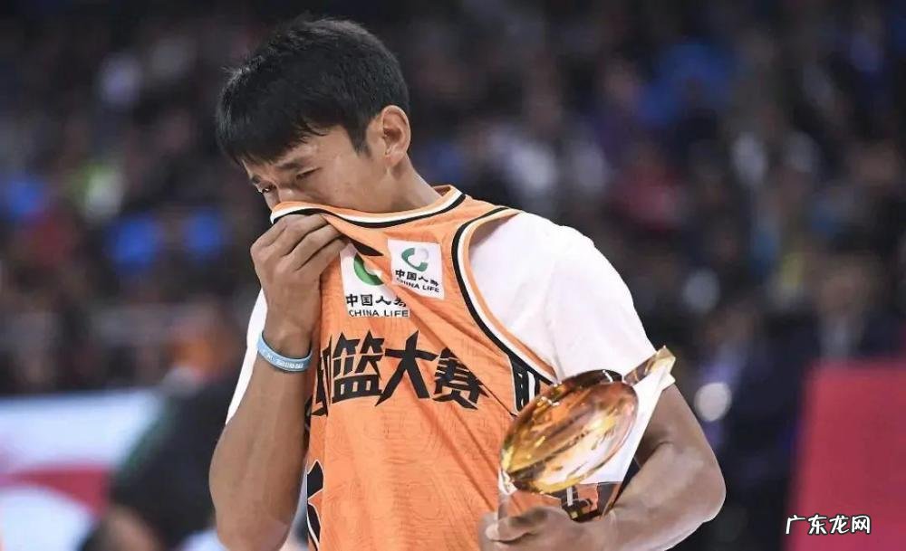 罚球线扣篮致敬乔丹,顽强的自律让1.78米身高的他成为“滑翔机”