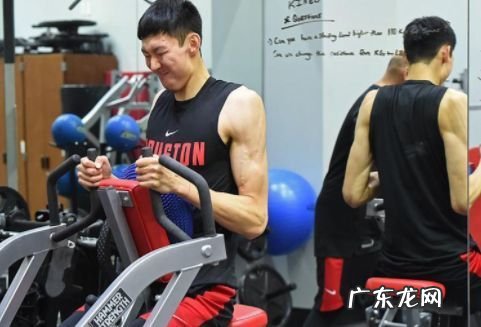 常识题！周琦不具备签约辽宁男篮的条件，加盟湖人或篮网提升地位